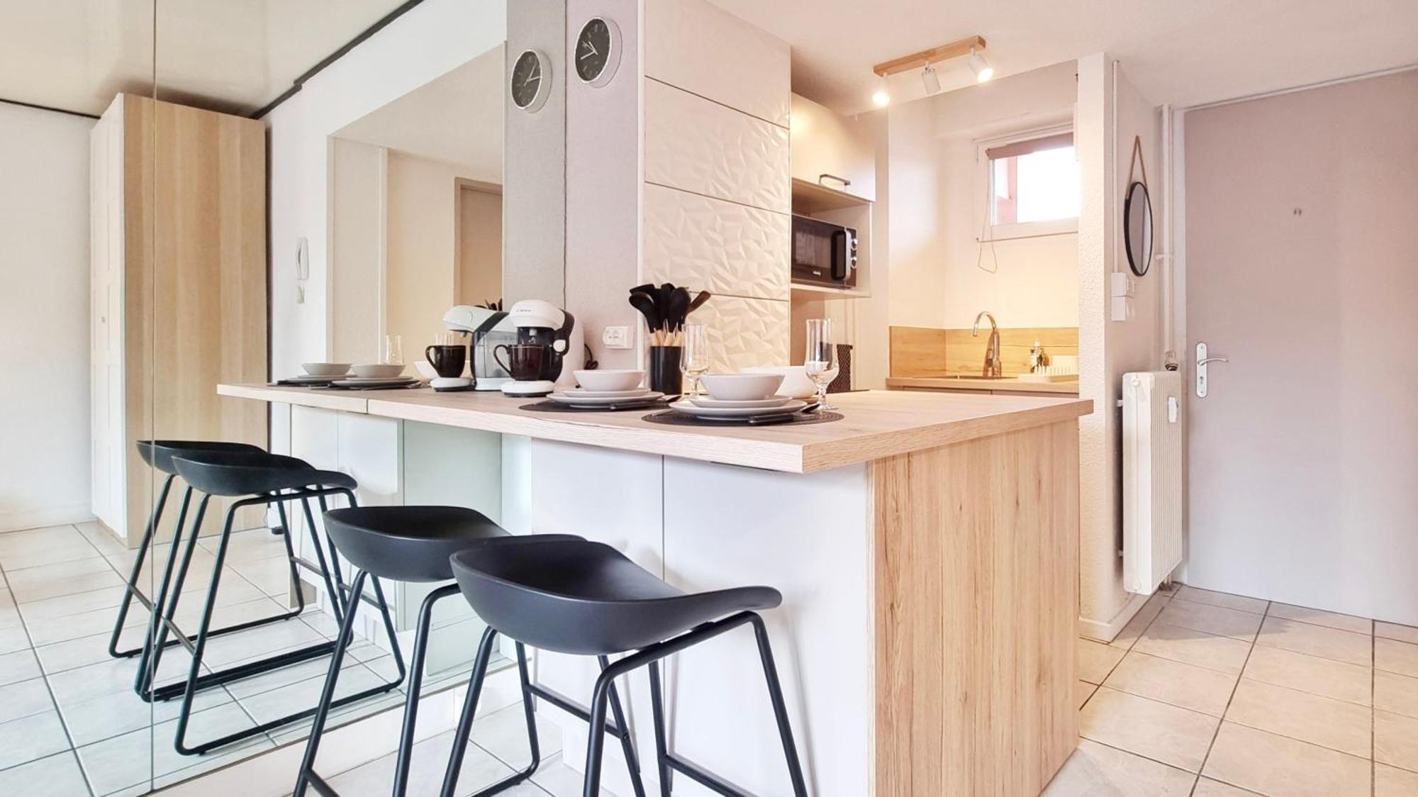 Le Cozy Urbain - Centre - Rbnb Apartment