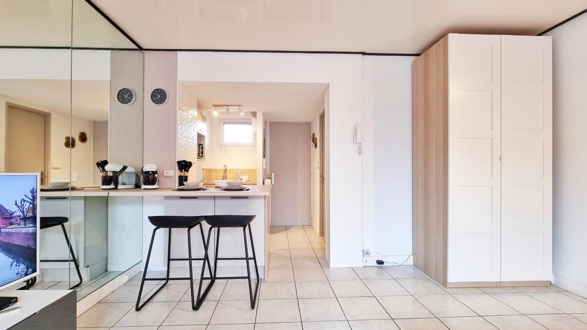 Le Cozy Urbain - Centre - Rbnb Apartment